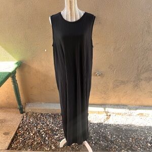 🆕 Women’s Pleated a new day Black Sleeveless Dress